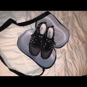 Nfinity Cheer Shoes - Black Flytes